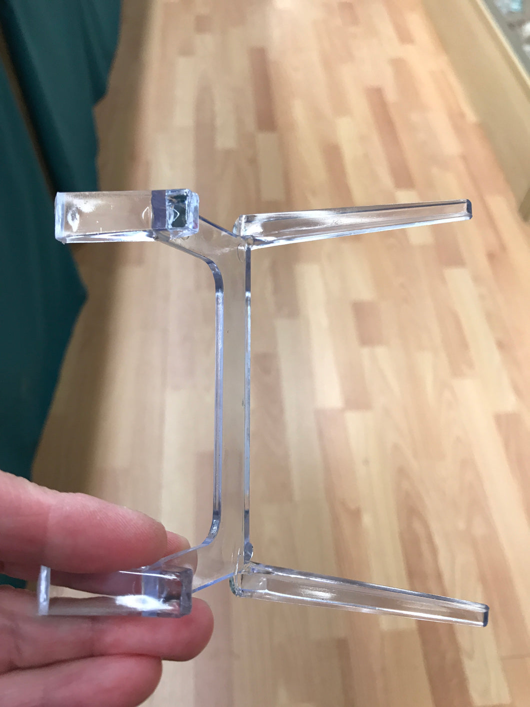 PLASTIC SLAB STAND