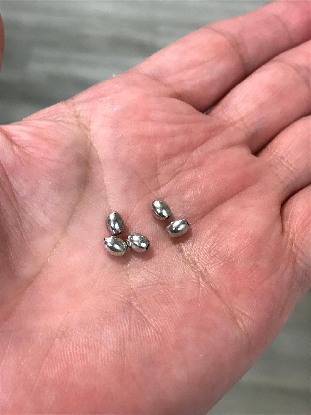 OVAL SPACER