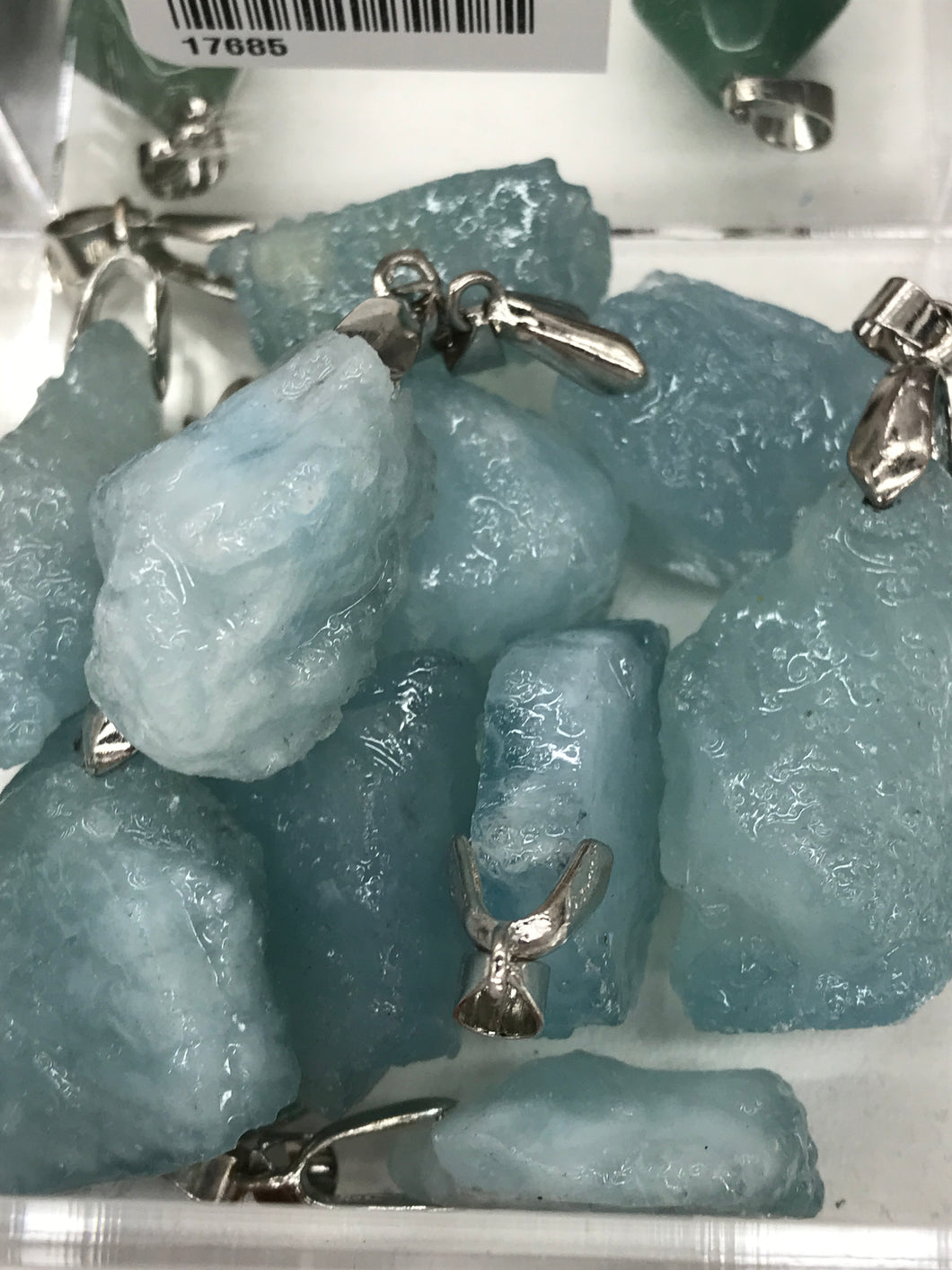 AQUAMARINE ROUGH PENDANT