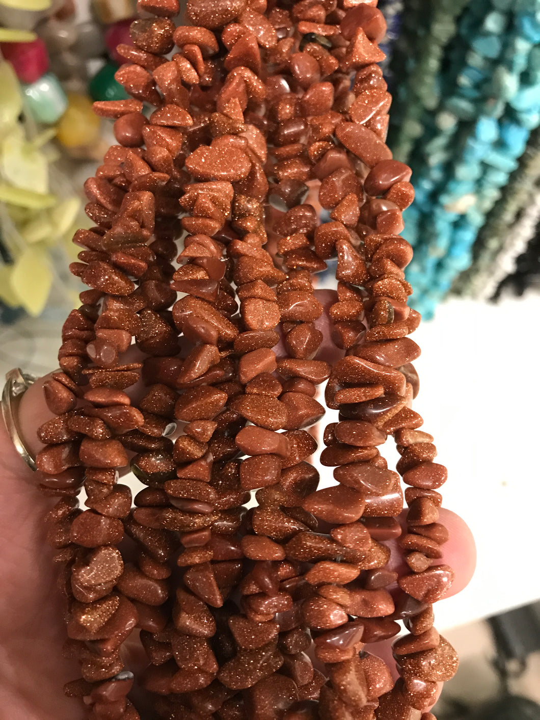 RED GOLDSTONE CHIPS