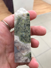 Load image into Gallery viewer, FLOWER AGATE POINT

