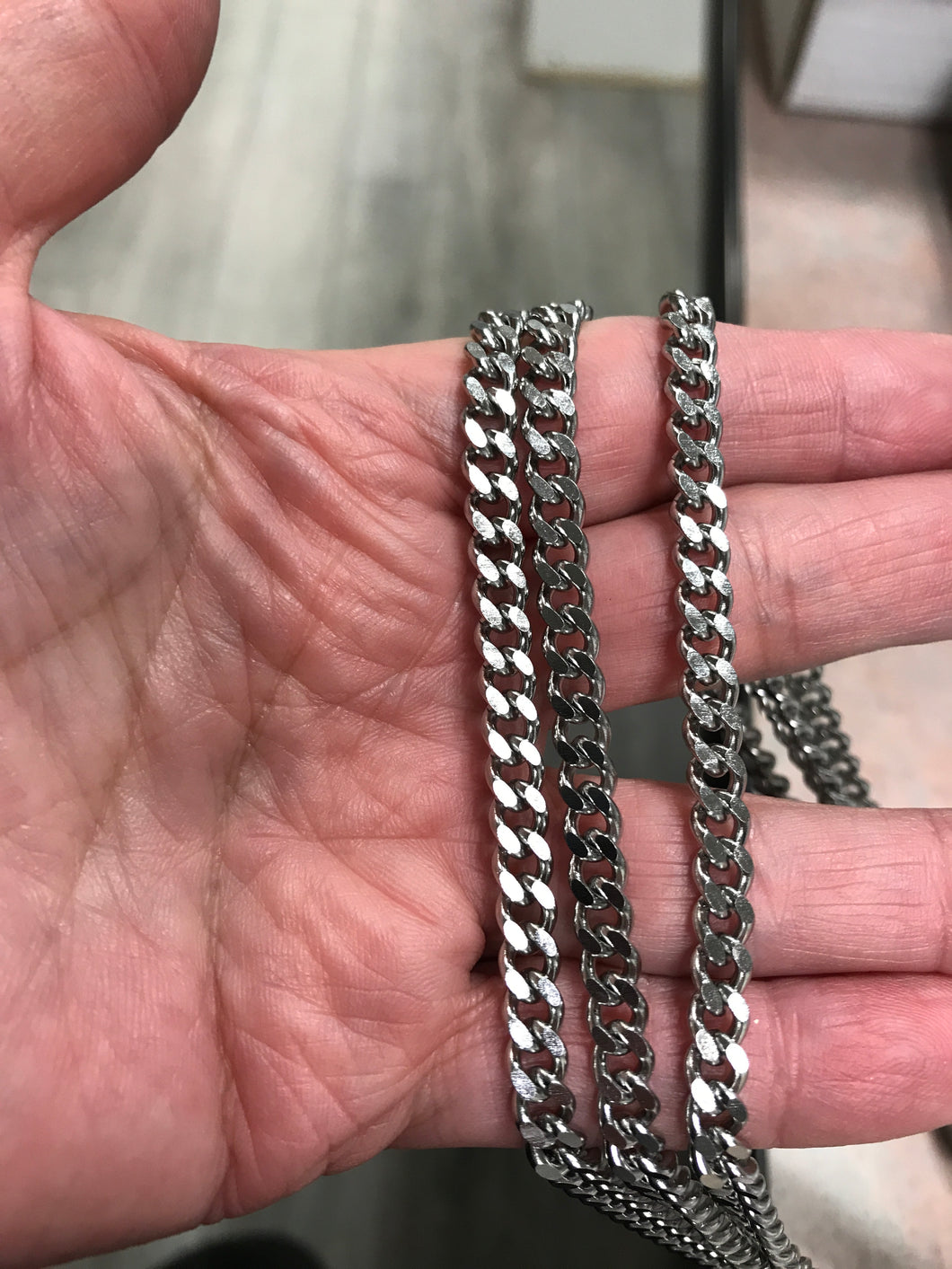 304 STAINLESS CHAIN NECKLACE