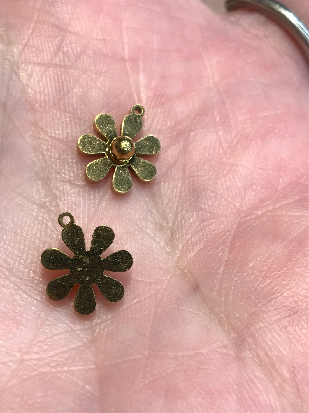304 STAINLESS FLOWER CHARM