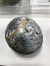 Load image into Gallery viewer, DENDRITIC AGATE PALM STONE
