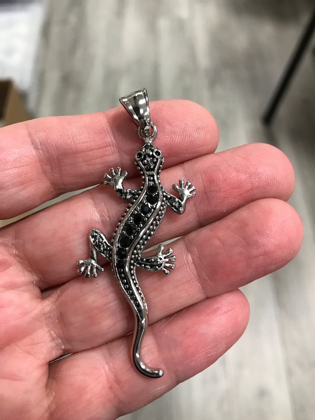 304 STAINLESS LIZARD PENDANT