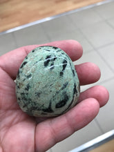 Load image into Gallery viewer, CHRYSOPRASE PALM STONE

