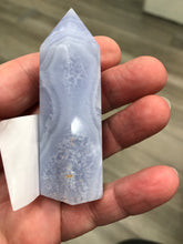 Load image into Gallery viewer, BLUE LACE AGATE POINT

