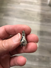 Load image into Gallery viewer, HANDS GLUE ON BAIL
