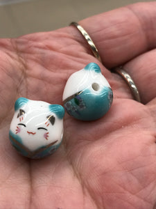 PORCELAIN LUCKY CAT