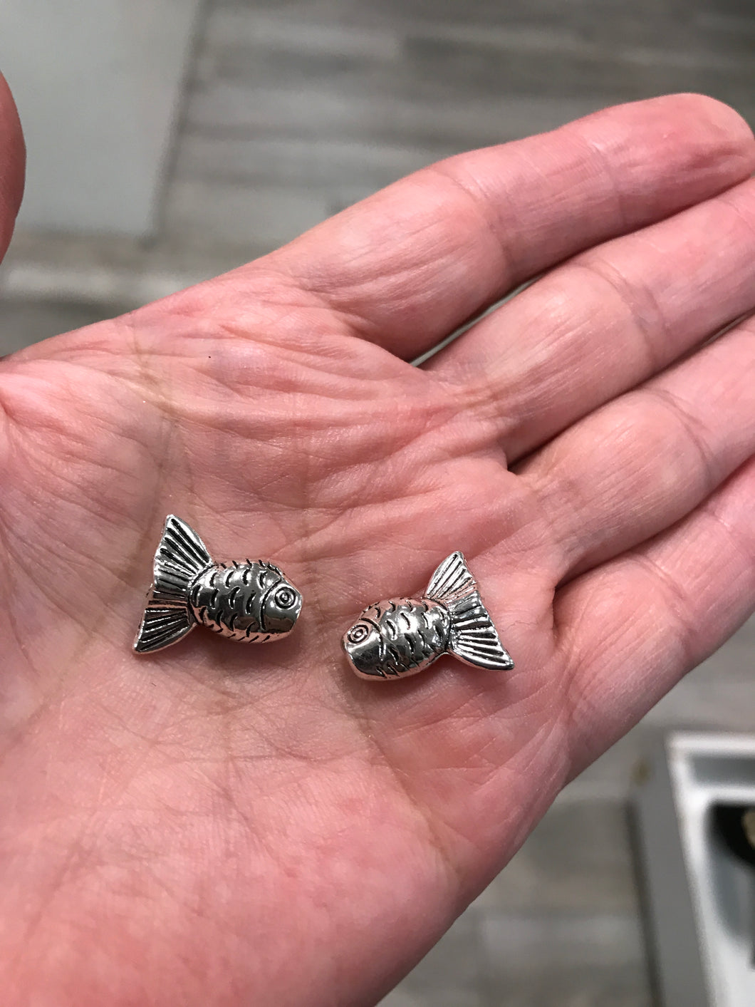 FISH SPACER