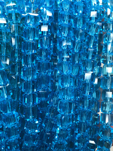 GLASS 6X6MM FACETED CUBE