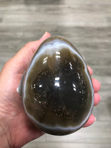 AMETHYST EGG IN AGATE