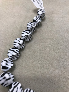 ACRYLIC OVAL TWIST ZEBRA