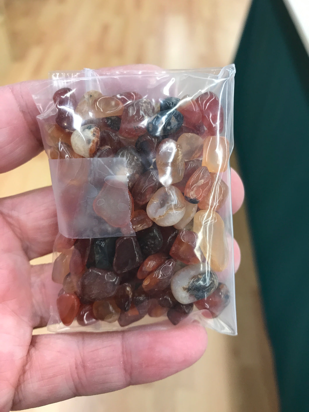 CARNELIAN CHIPS UNDRILLED