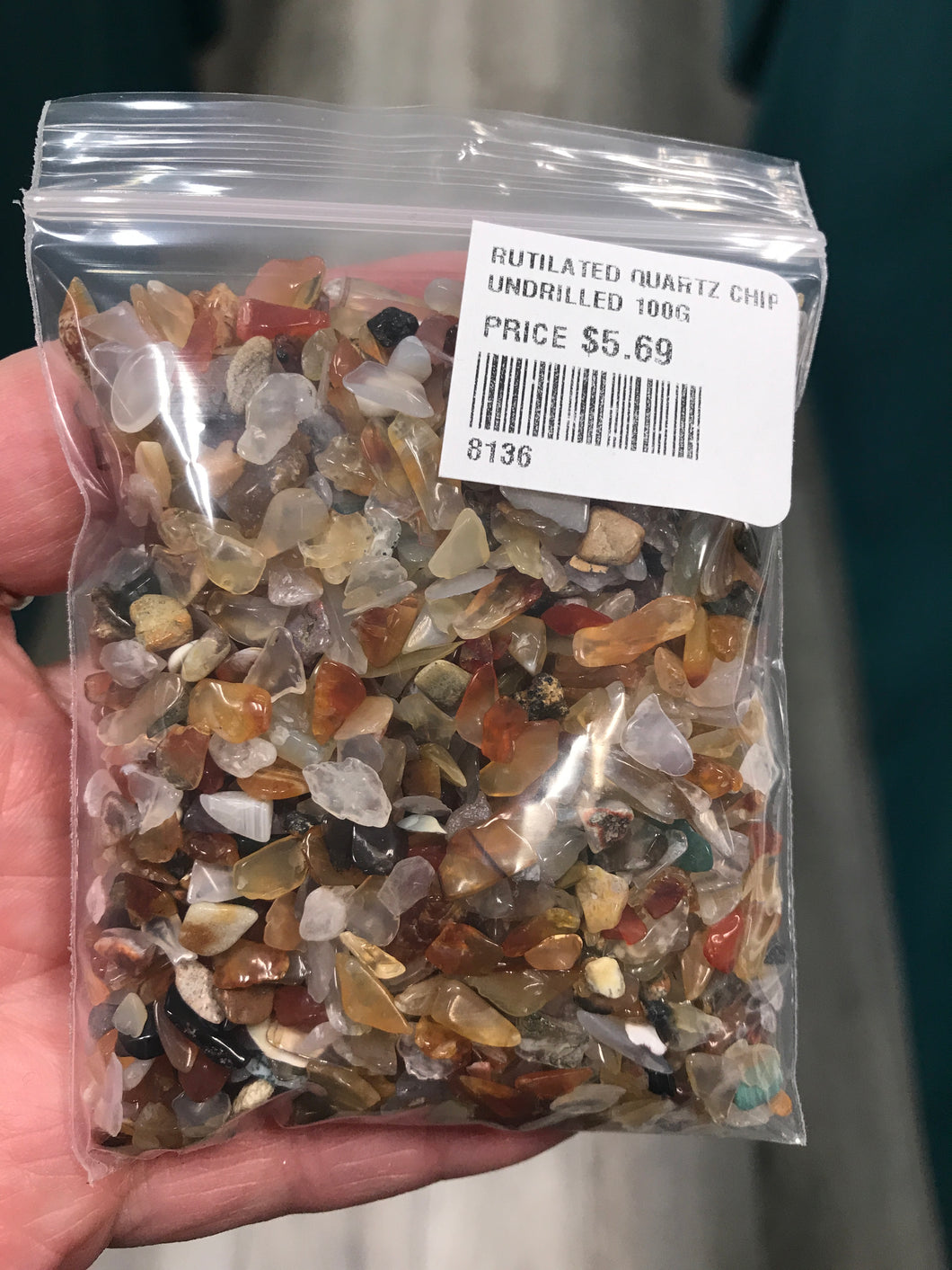 RUTILATED QUARTZ CHIPS