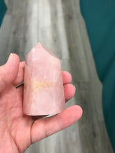 Load image into Gallery viewer, ROSE QUARTZ POINT
