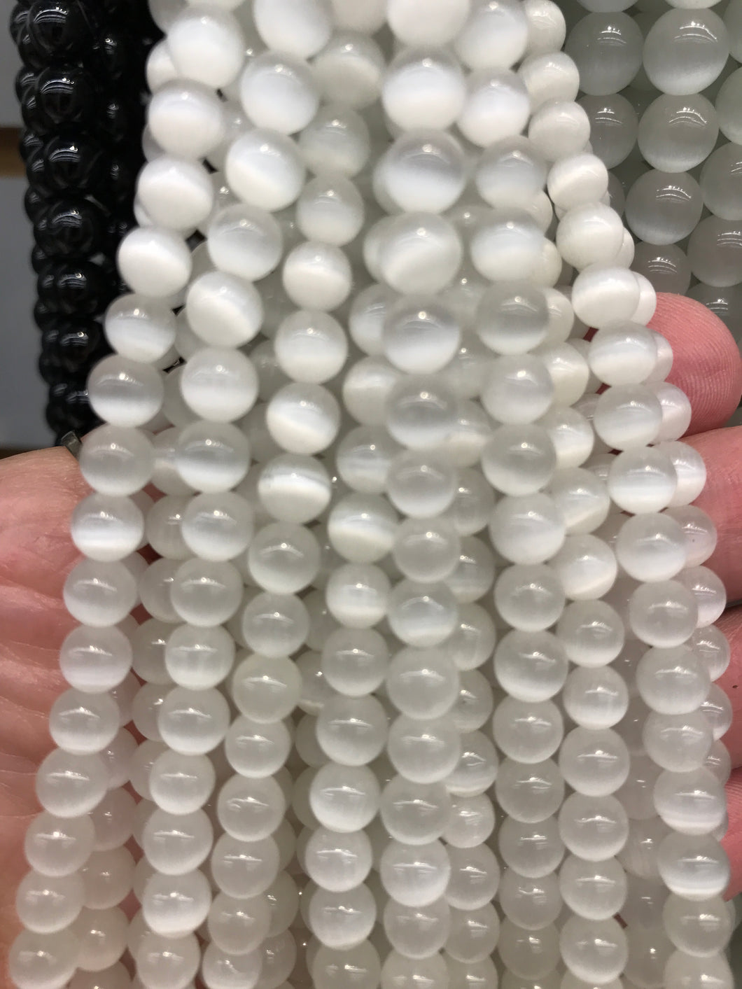 Selenite Syn. Round