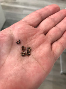 FLOWER SPACER