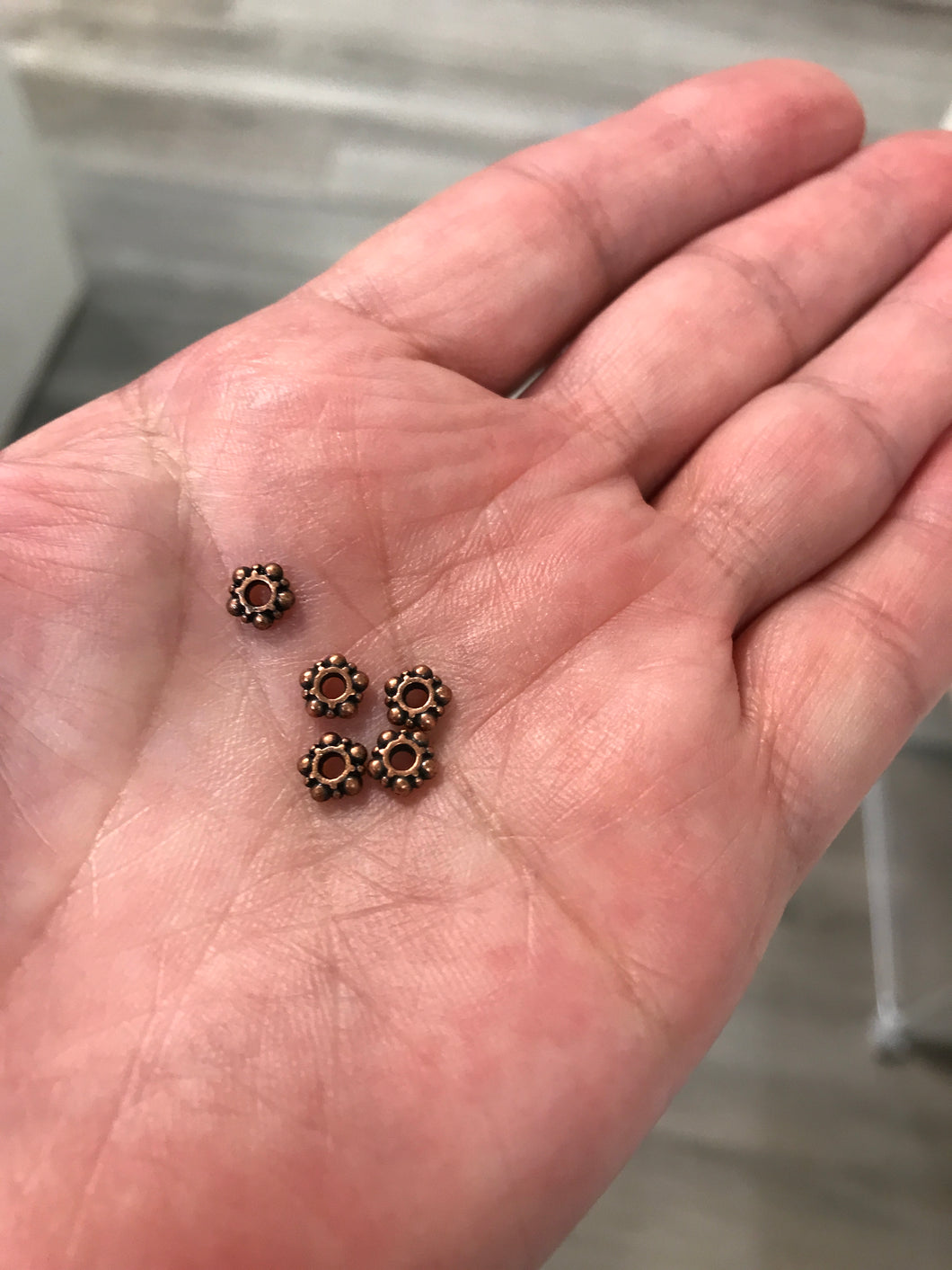 FLOWER SPACER