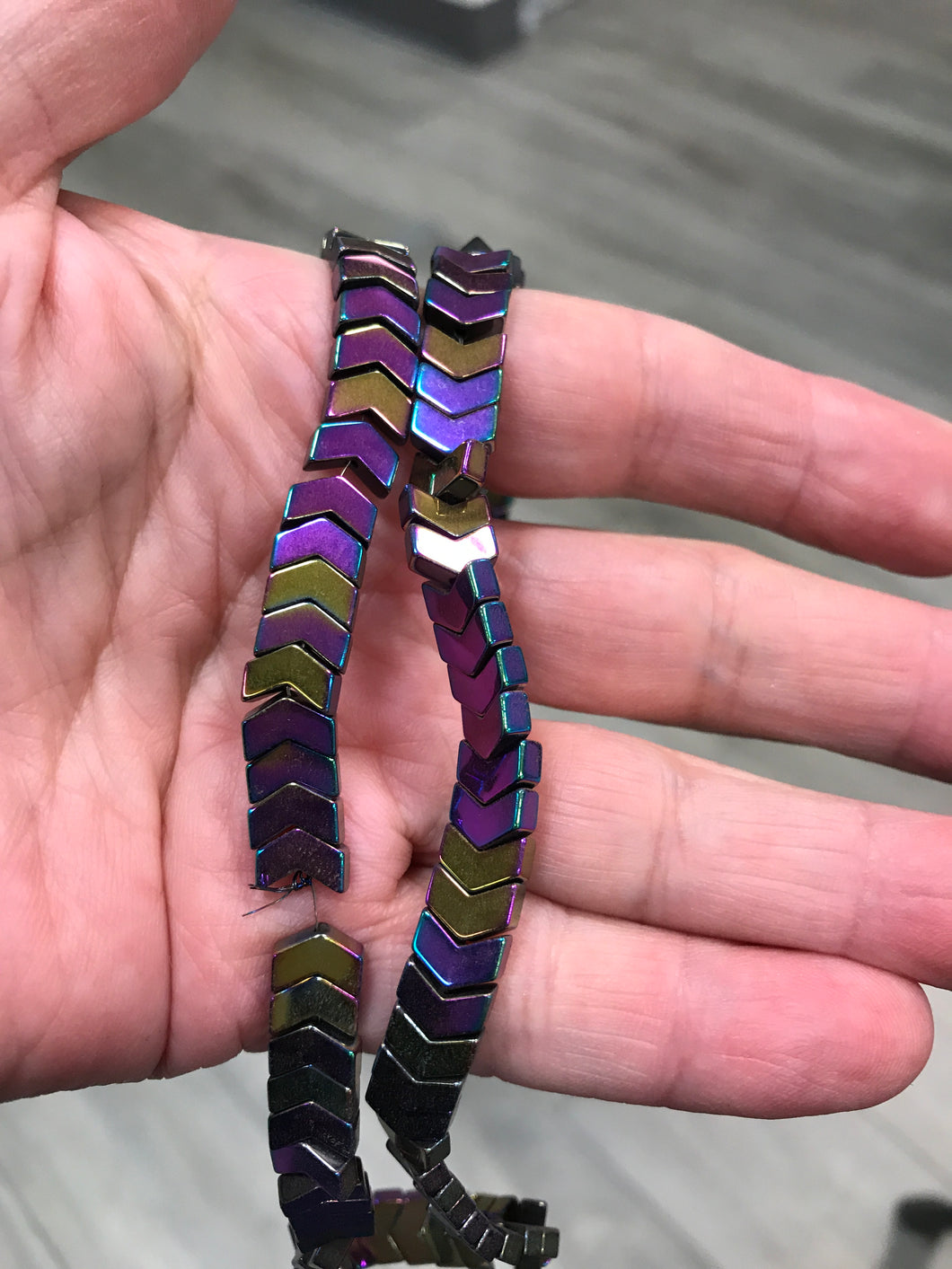 SYN. HEMATITE CHEVRON