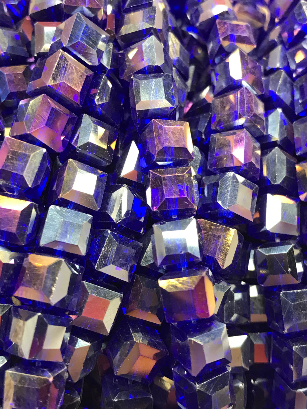 ELECTROPLATED GLASS 8X8MM FACETED