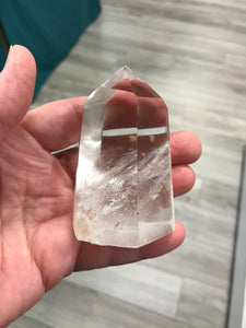 CLEAR QUARTZ POINT