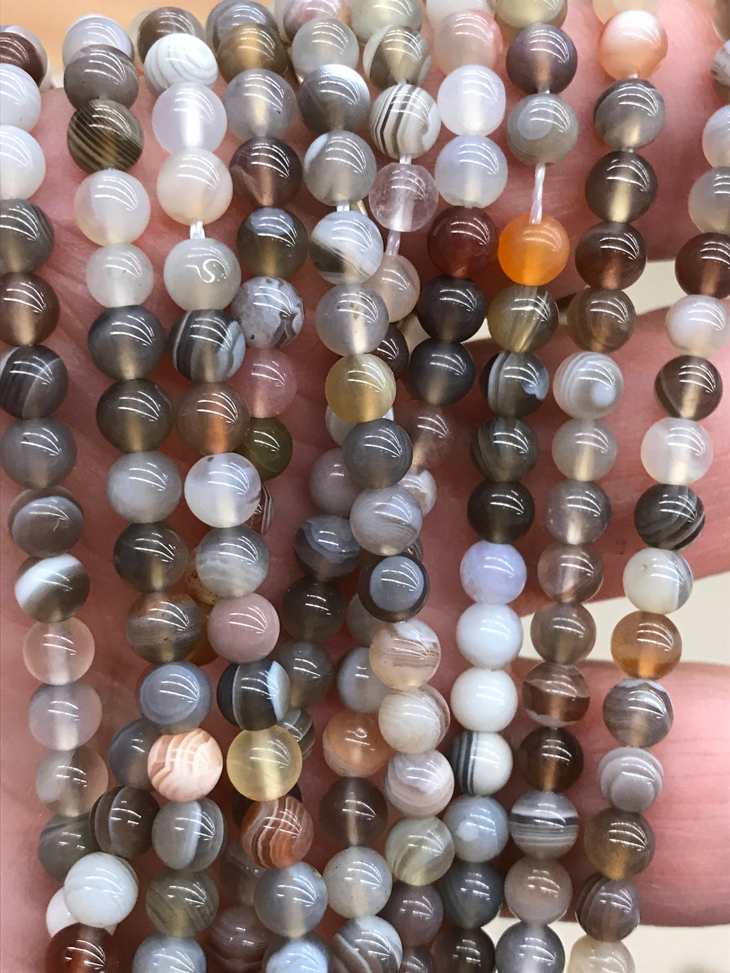 BOTSWANA AGATE 4MM