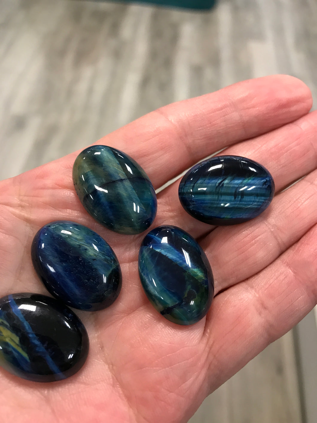 TIGER EYE CABOCHON