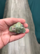 Load image into Gallery viewer, GREEN FLUORITE RAW
