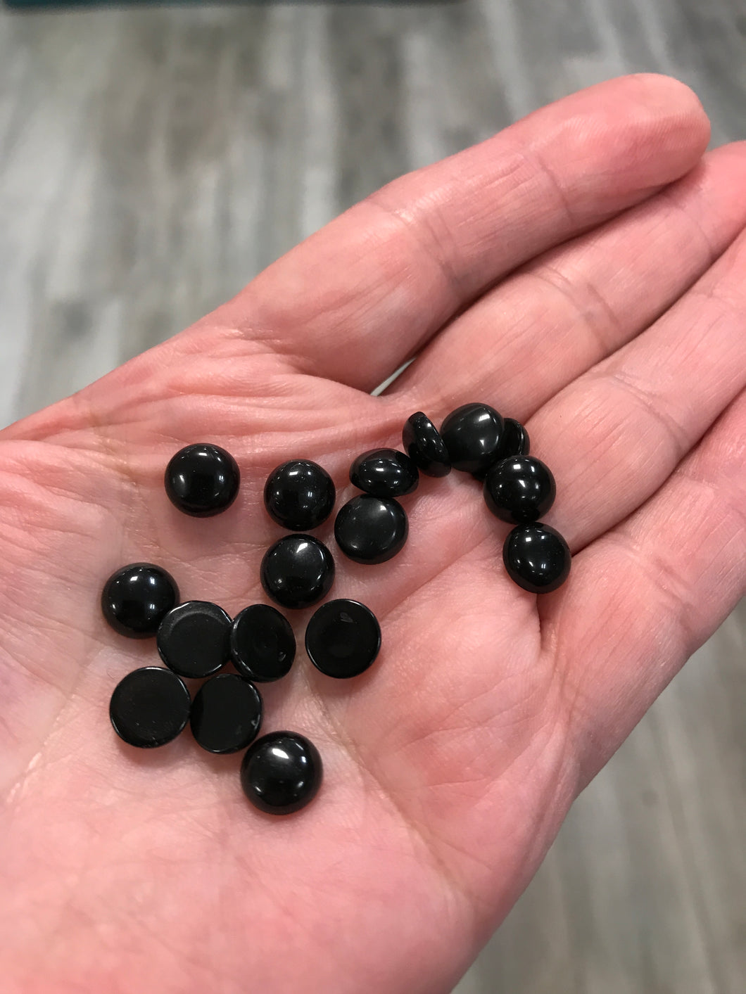 OBSIDIAN CABOCHON 8MM