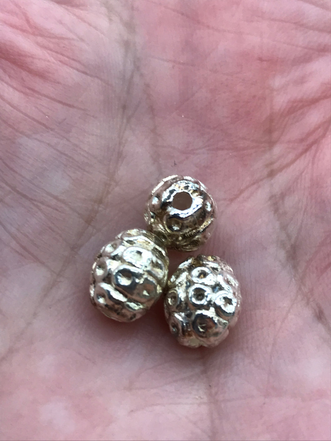 OVAL SPACER