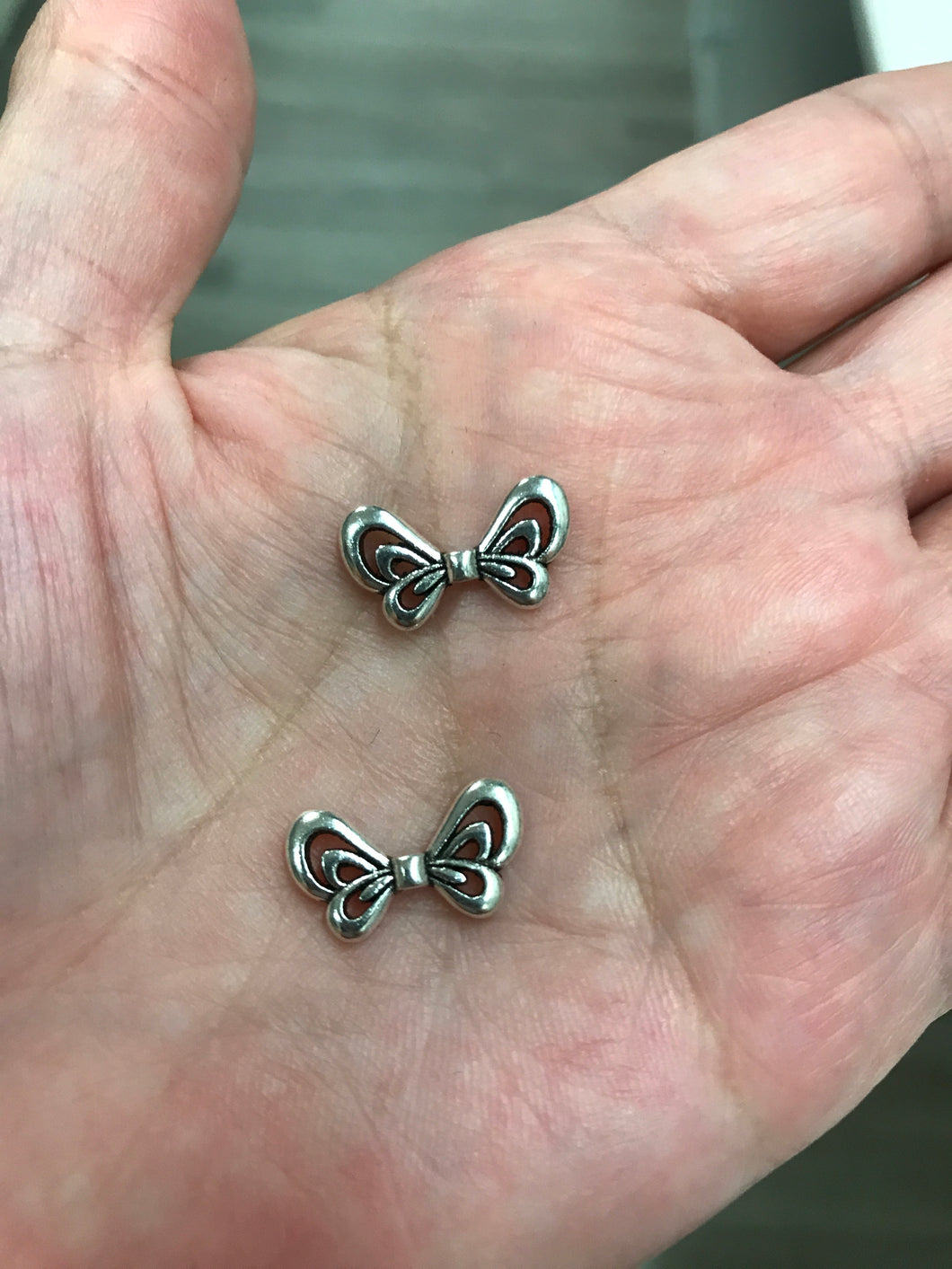 SPACER BUTTERFLY WINGS