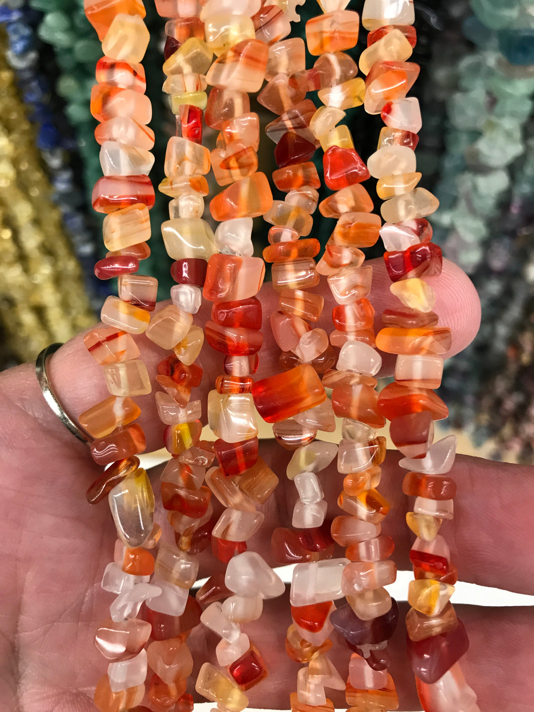 CARNELIAN CHIPS 5-8MM