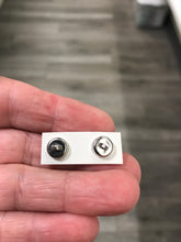 Load image into Gallery viewer, CLASP MAGNETIC
