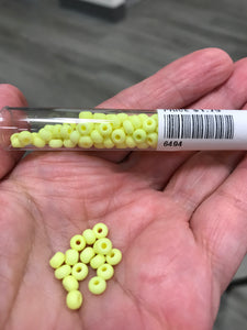 CZECH SEED BEAD 6/0 op neon yellow