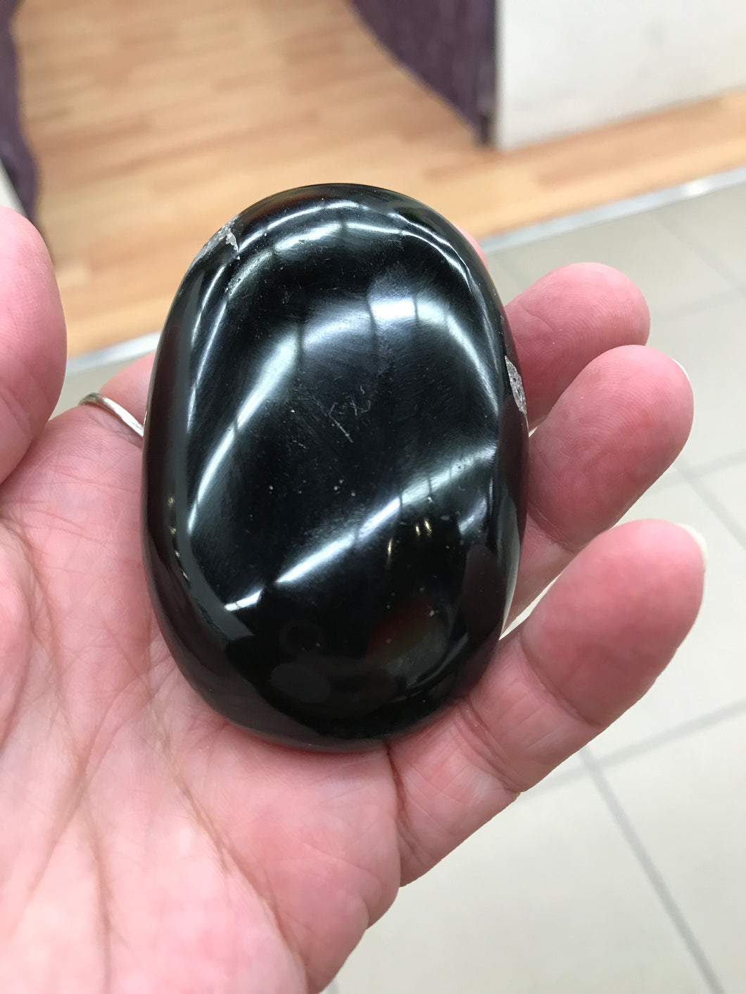 OBSIDIAN PALM STONE