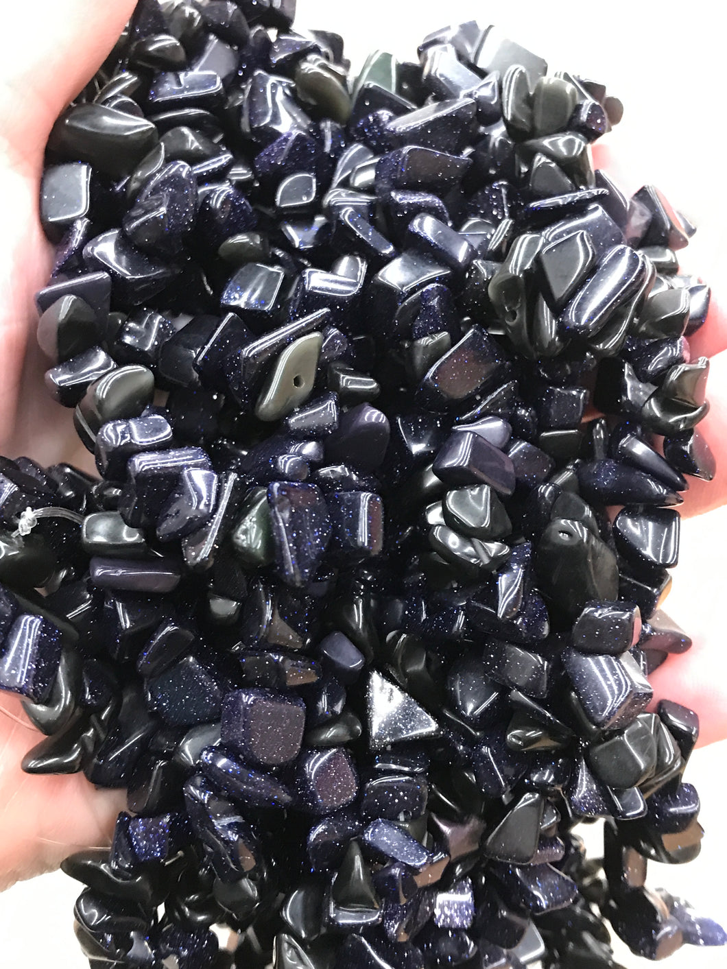 BLUE GOLDSTONE CHIPS 5-8X5-8MM
