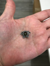 Load image into Gallery viewer, FRAME LOTUS
