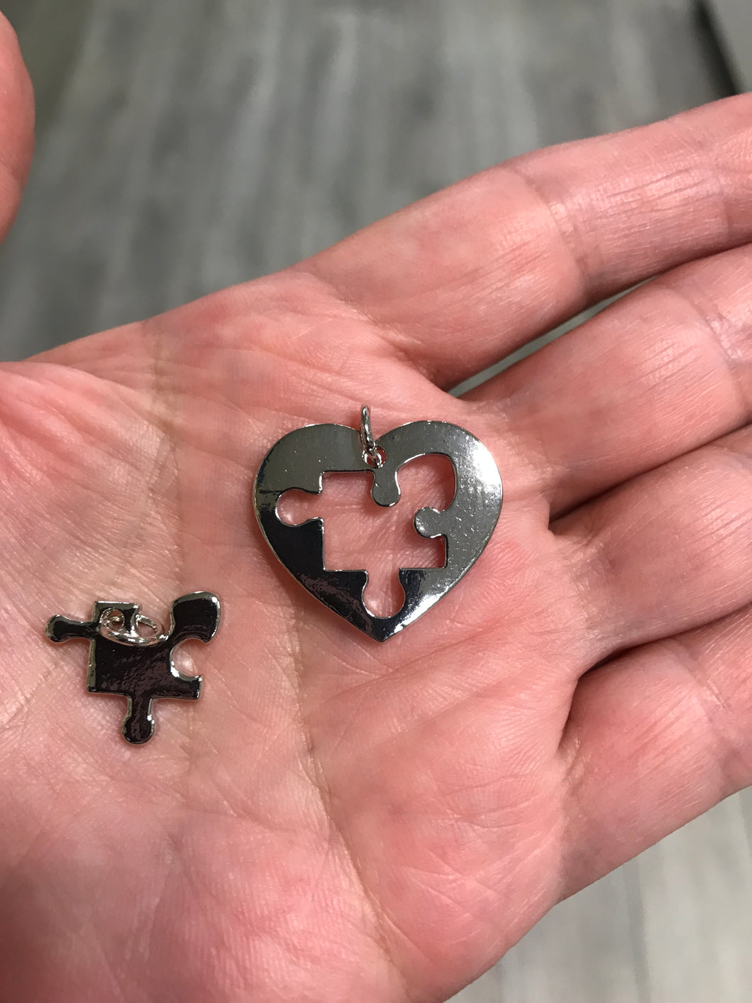 CHARM PUZZLE HEART