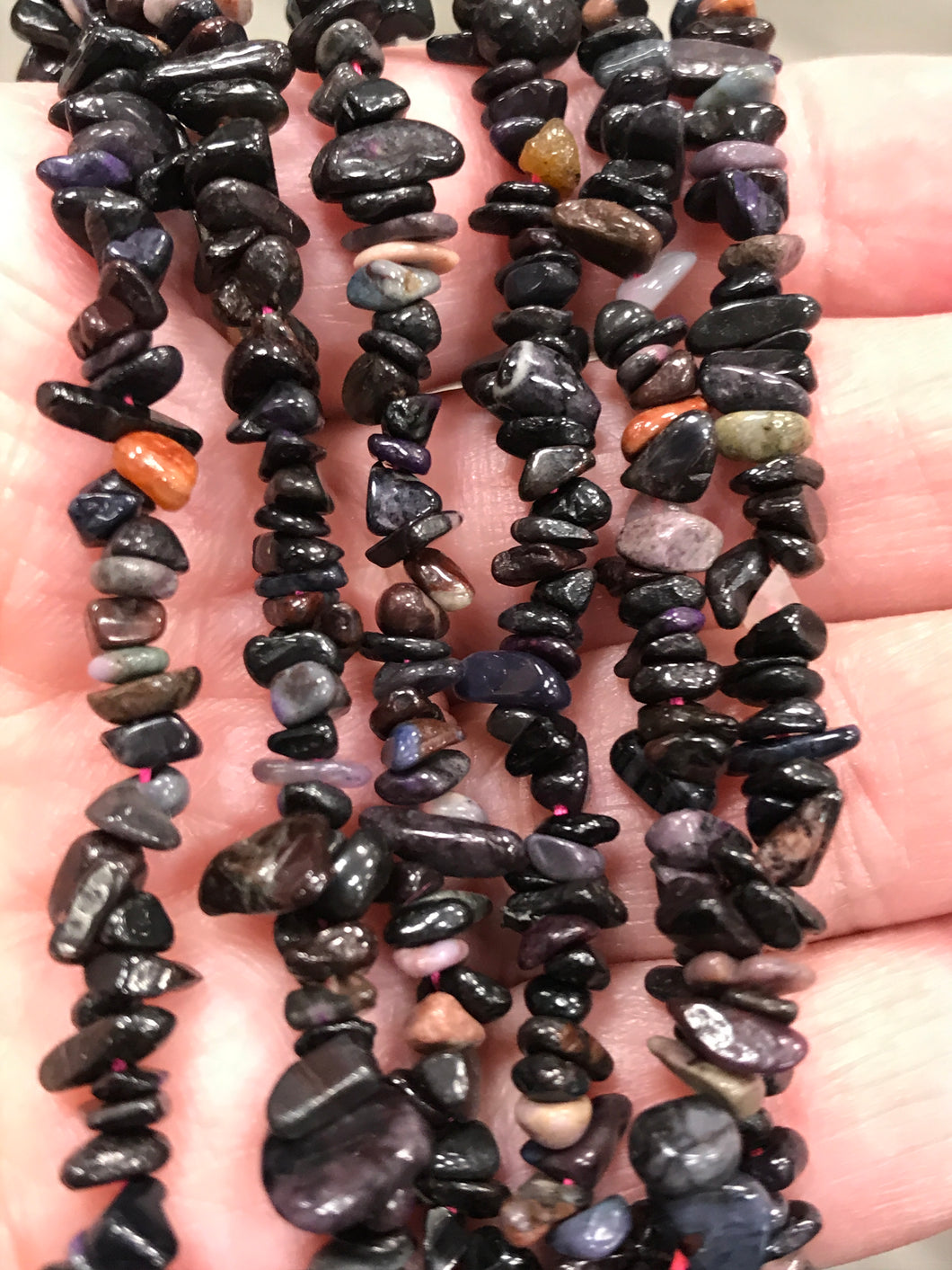 SUGILITE CHIPS 3X8MM