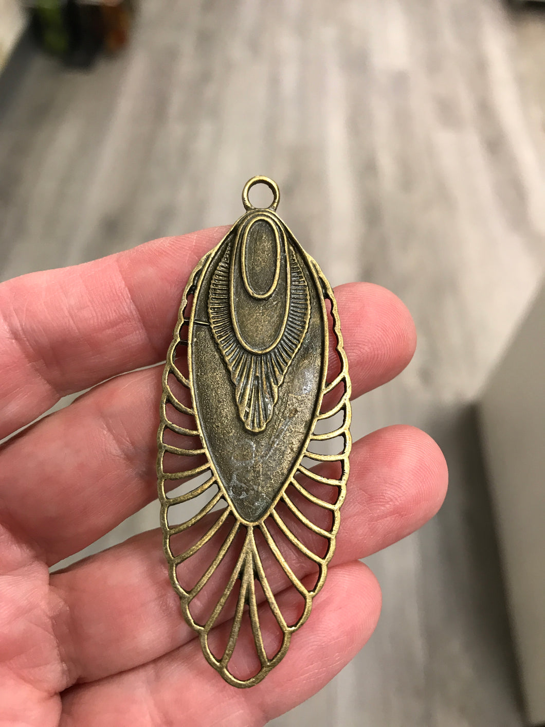PENDANT OVAL