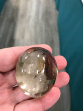 Load image into Gallery viewer, SMOKY QUARTZ GALLET/PALM STONE
