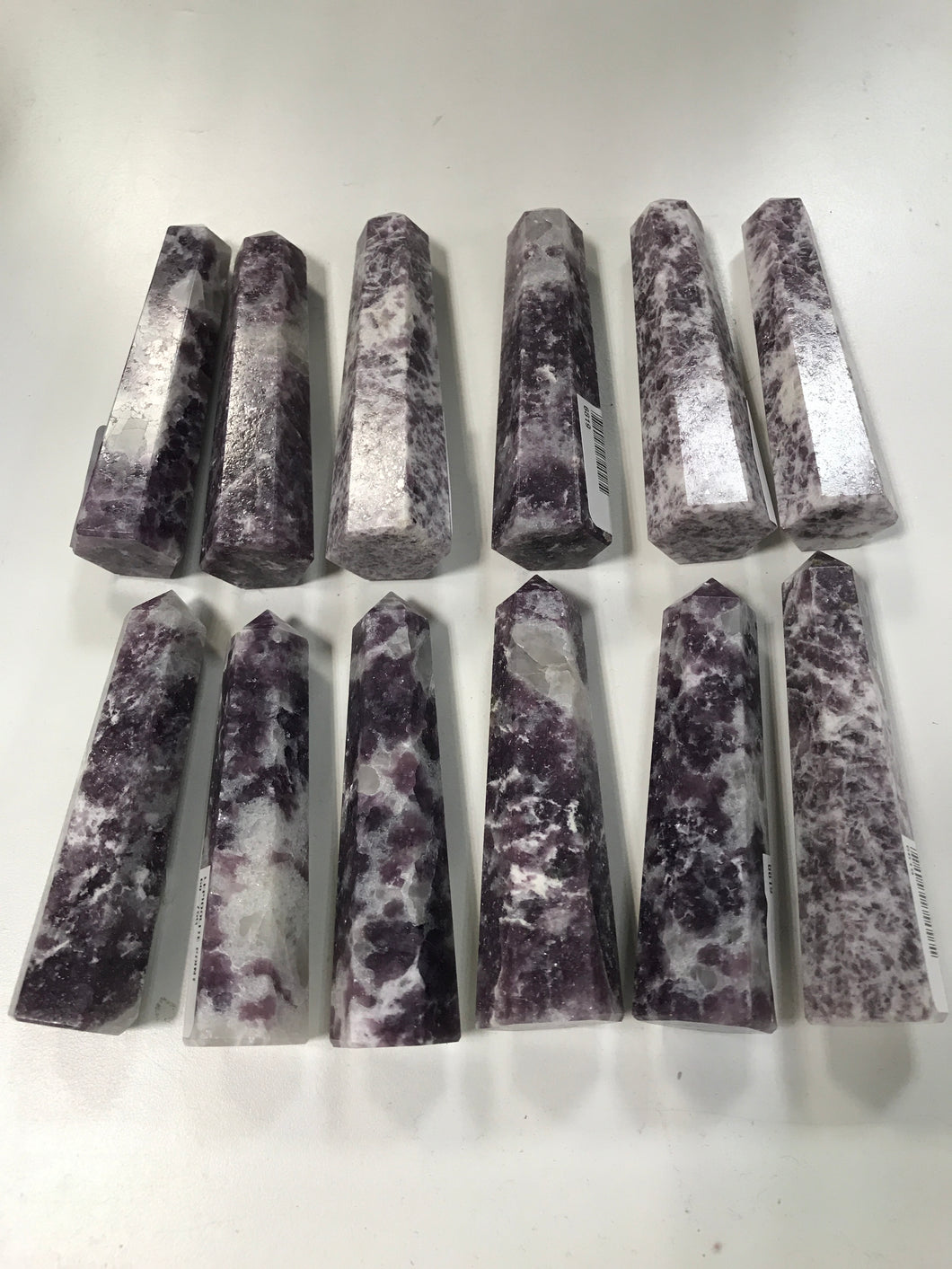 LEPIDOLITE POINT