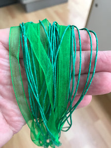 RIBBON/COTTON NECKLACE