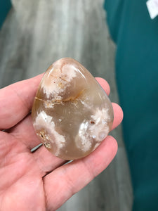 AGATE CORAL FLOWER GALLET/PALM STONE