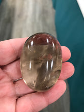 Load image into Gallery viewer, SMOKY QUARTZ GALLET/PALM STONE
