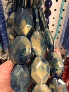 ACRYLIC FACETED OCTOGON