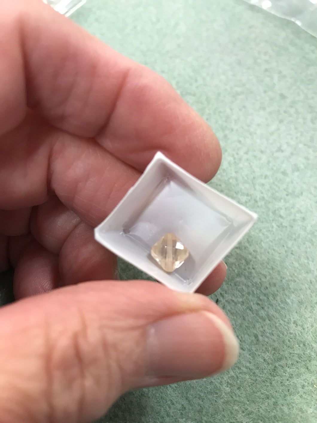 CUBIC ZIRCONIA RHOMBUS