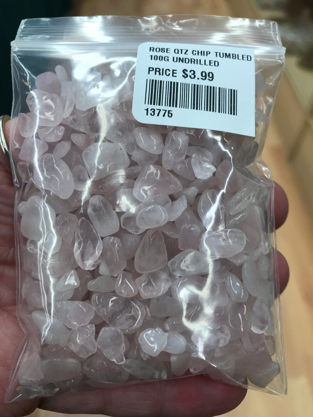 ROSE QUARTZ CHIPS TUMBLED