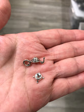 Load image into Gallery viewer, FLAGON BEAD CAP
